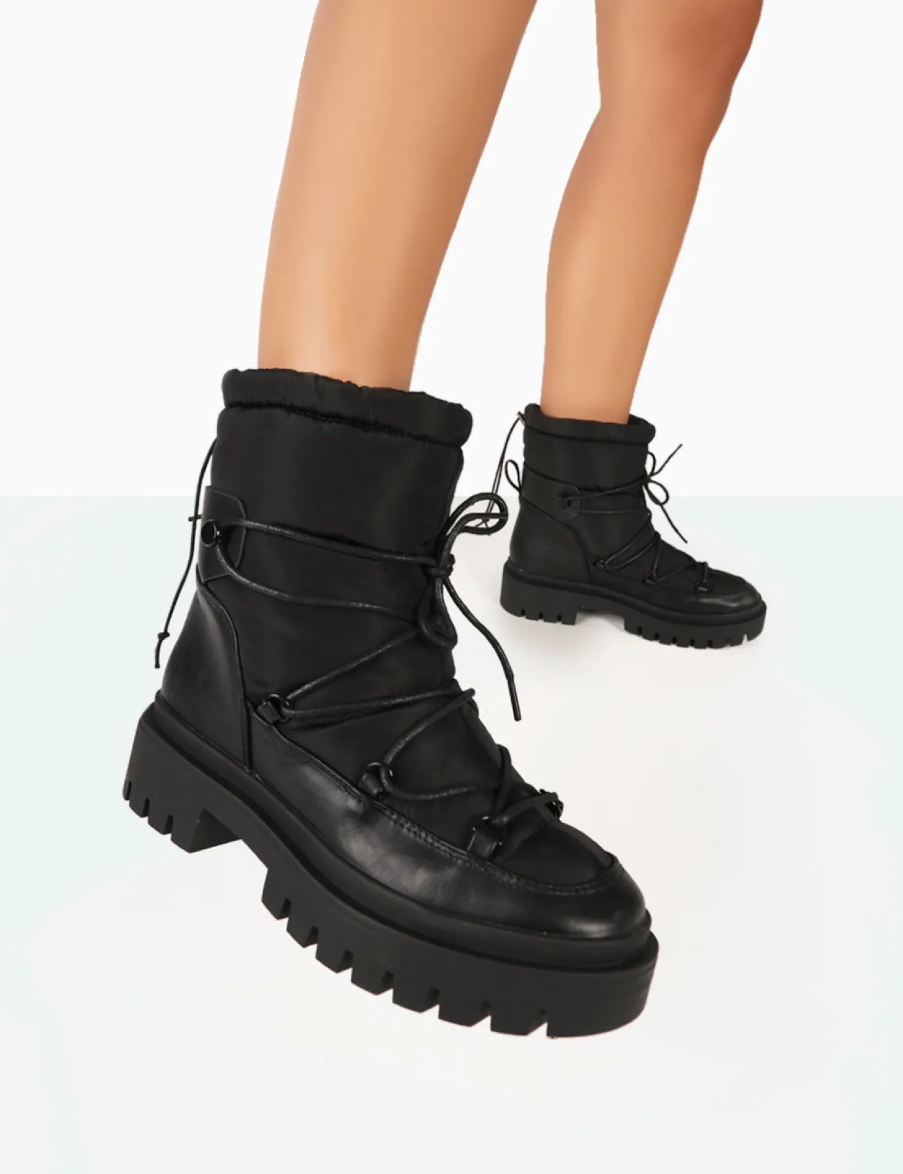 Public Desire Snowy Lace Up Chunky Sole Snow Ankle Boots Black Fashion