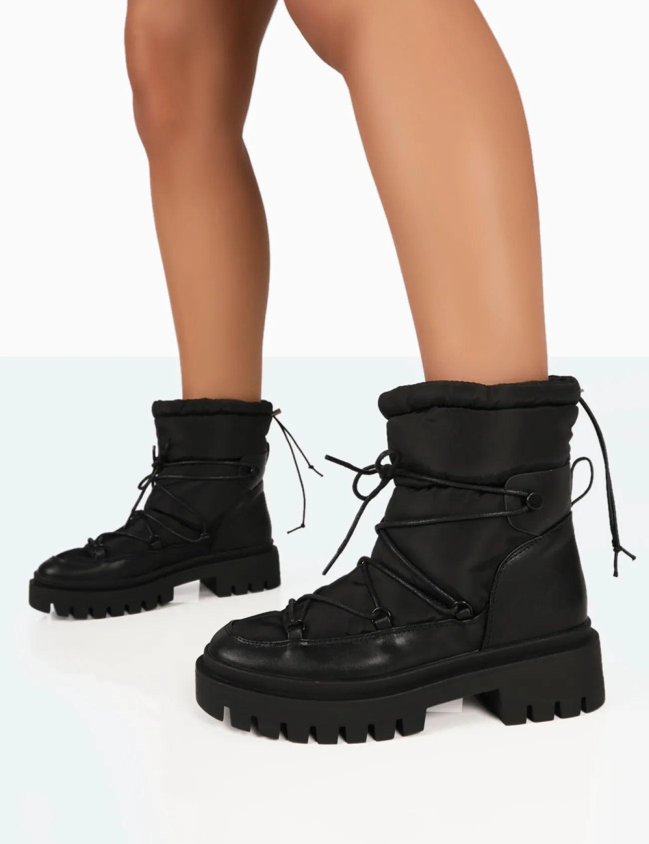 Public Desire Snowy Lace Up Chunky Sole Snow Ankle Boots Black Fashion